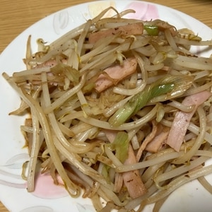 食べ過ぎ要注意！豚肉ともやしと辛子高菜の重ね蒸し